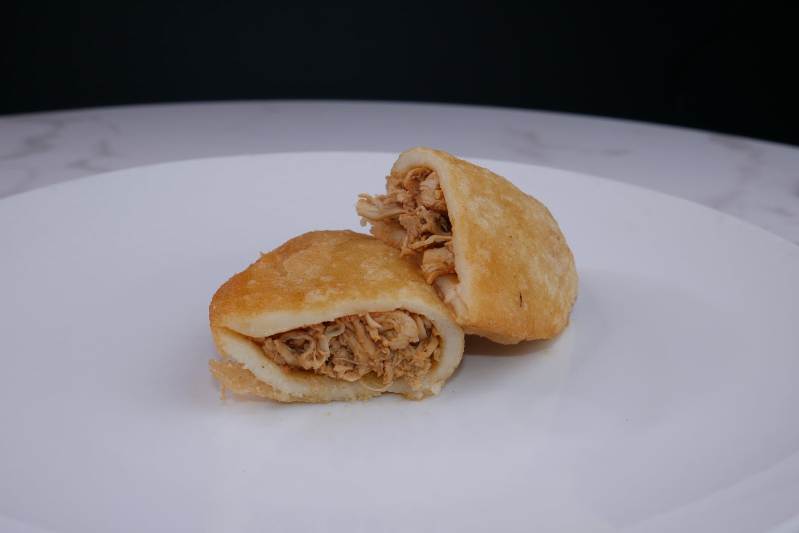 Empanada de Pollo Mechado